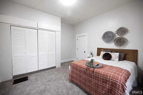 $139,900 | 2160 Virginia Avenue, Connersville, IN 47331