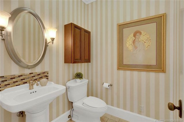 $4,150,000 | 1653 Southeast St Lucie Boulevard, Stuart, FL 34996