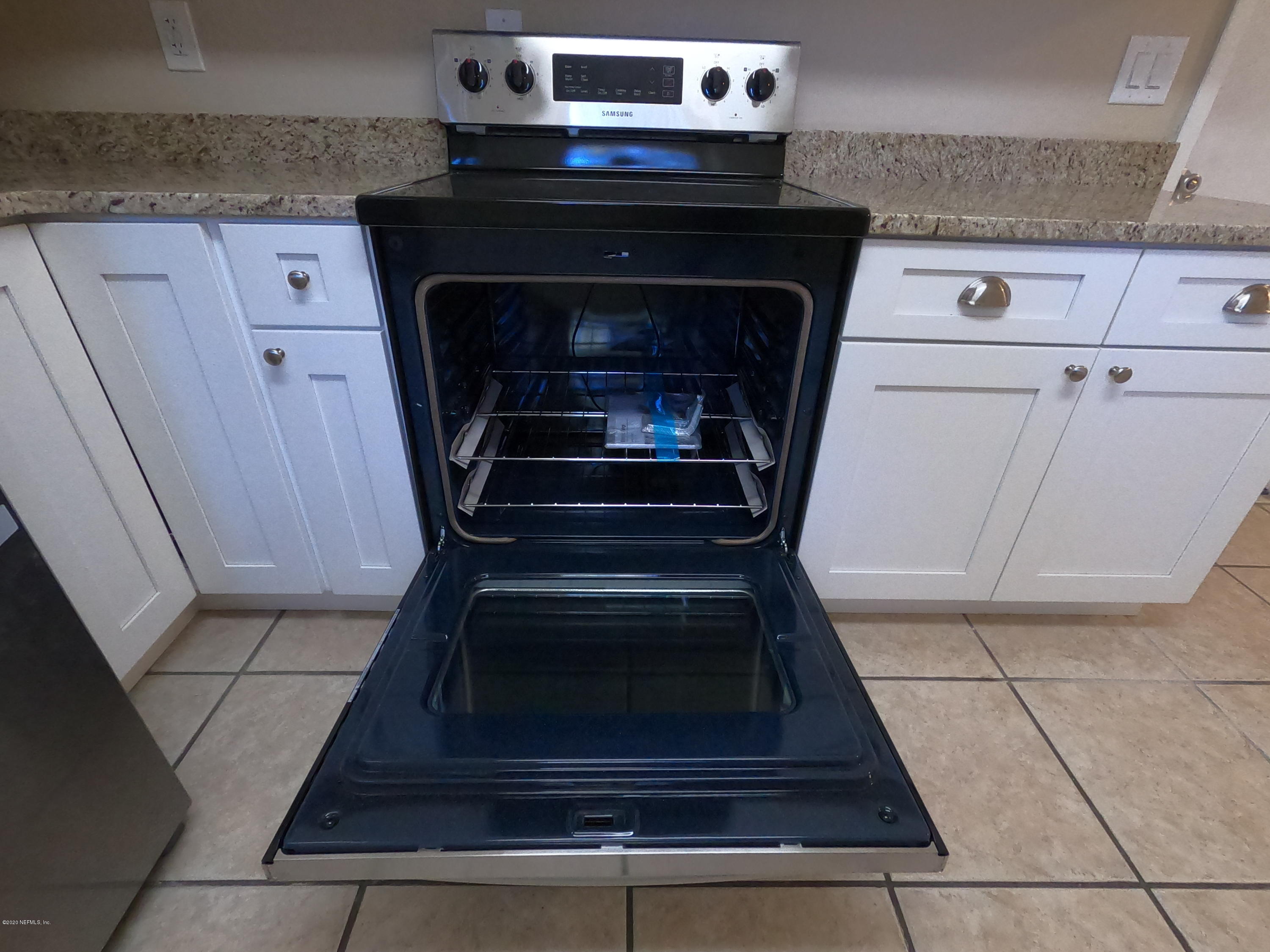 2652 Spring Lake Road Jacksonville, FL 32210 - Photo 8 of 25 1604075397-008-2652-Spring-Lake-Rd