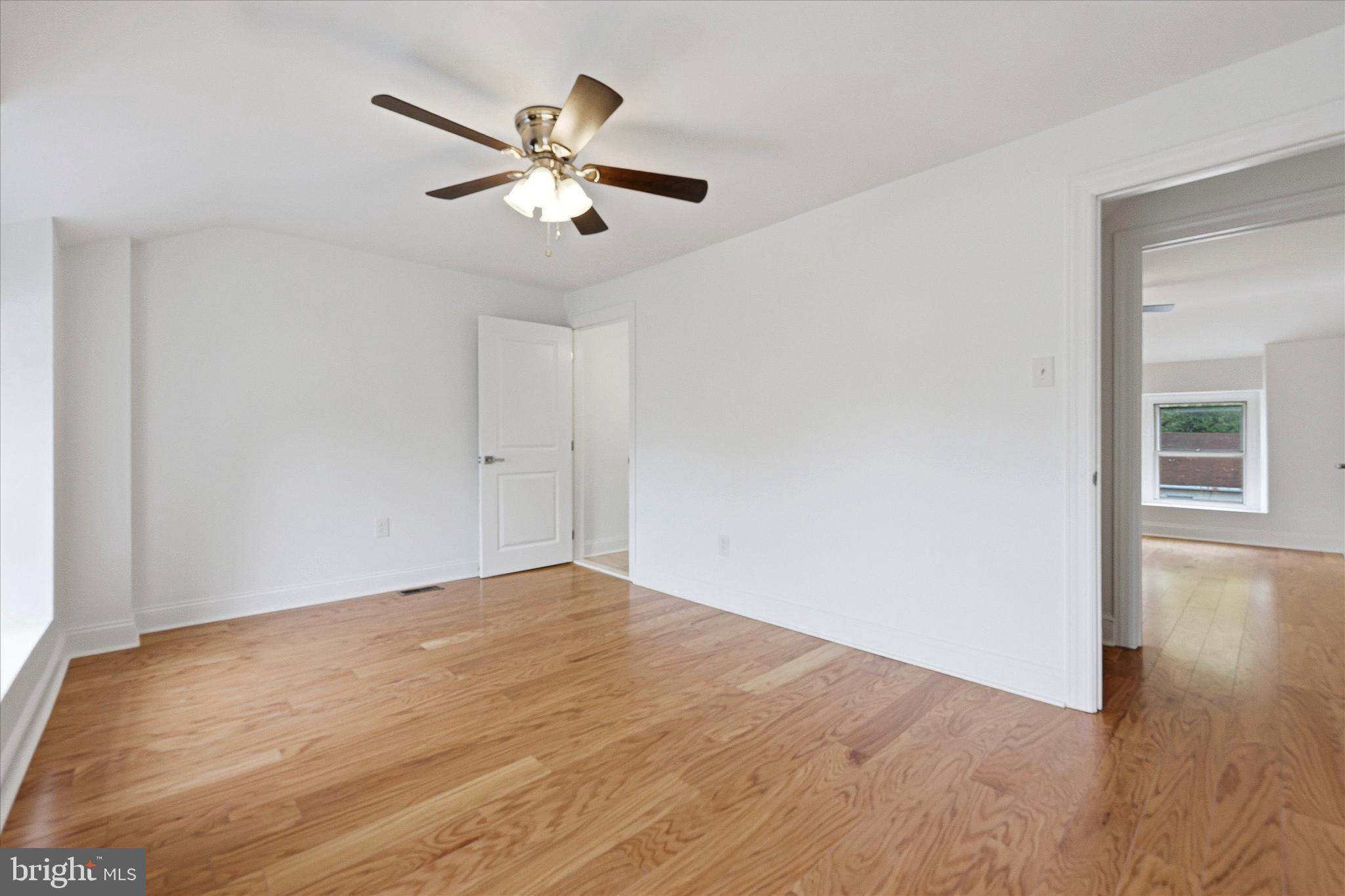 407 Conarroe Street Philadelphia, PA 19128 - Photo 23 of 27 3rd Floor 3rd Bedroom
