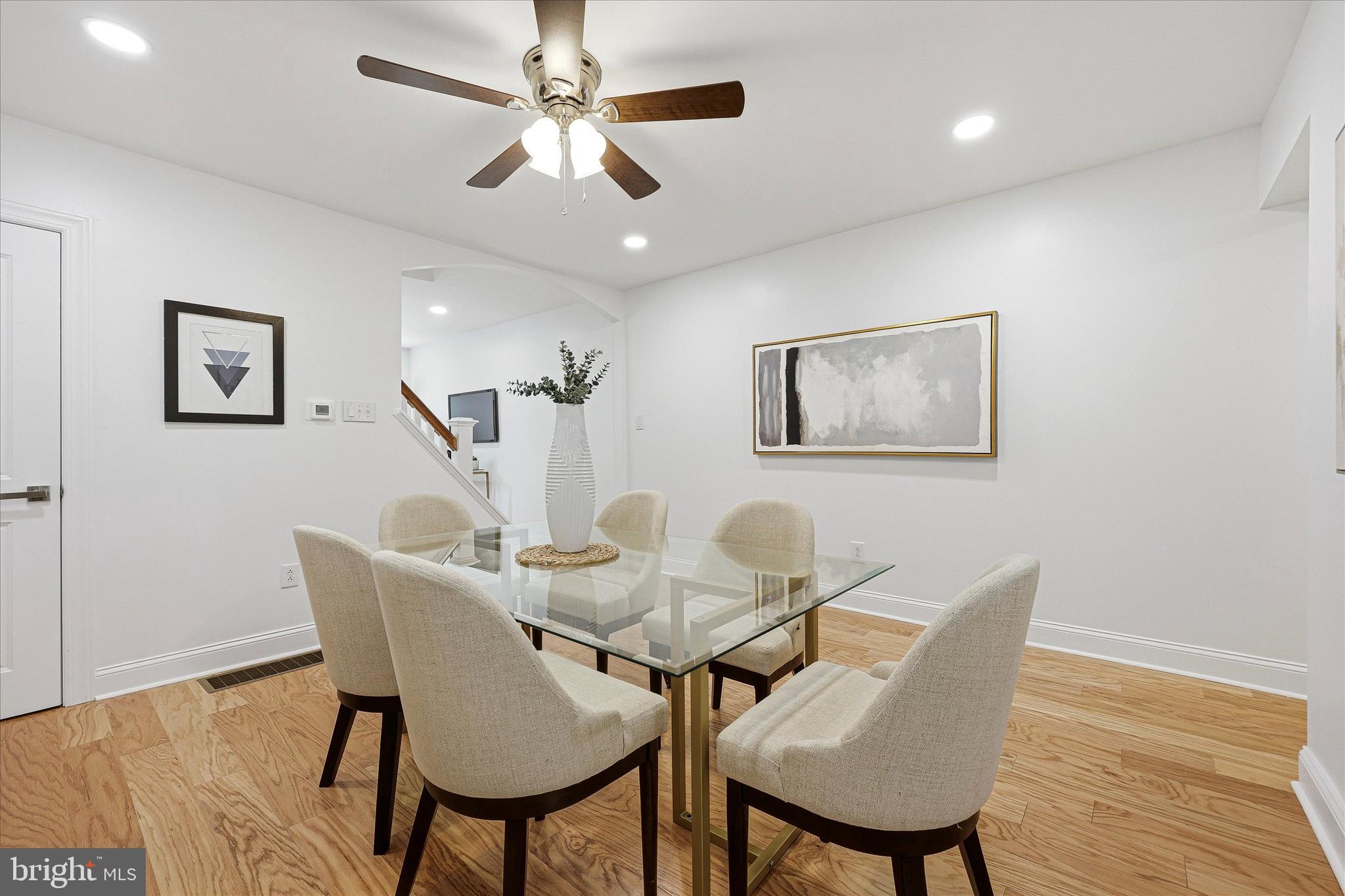 407 Conarroe Street Philadelphia, PA 19128 - Photo 7 of 27 Dining Room