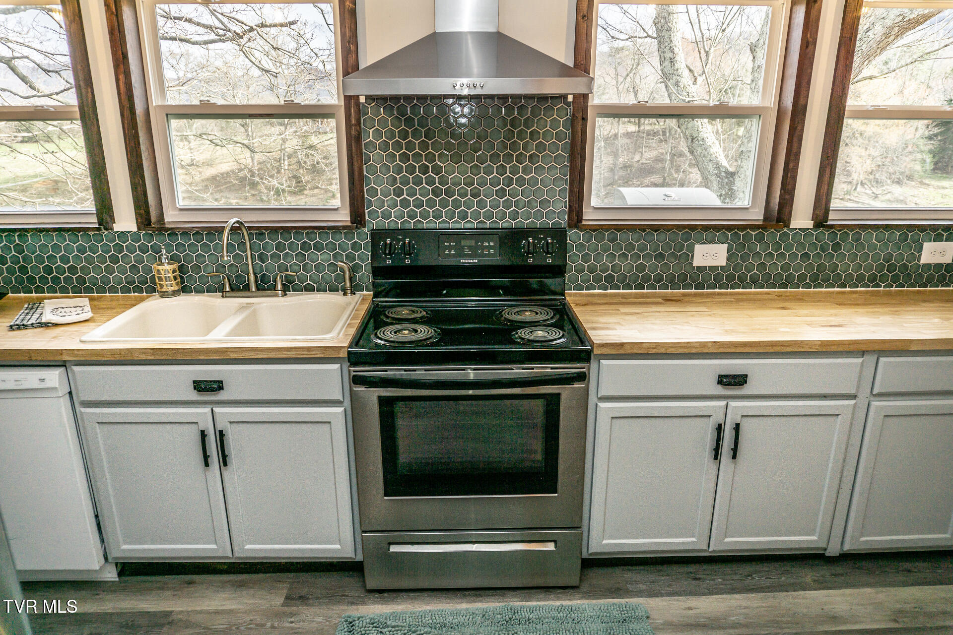 645 Garrett Hill Road Greeneville, TN 37743 - Photo 18 of 78 645GarrettHillG_034