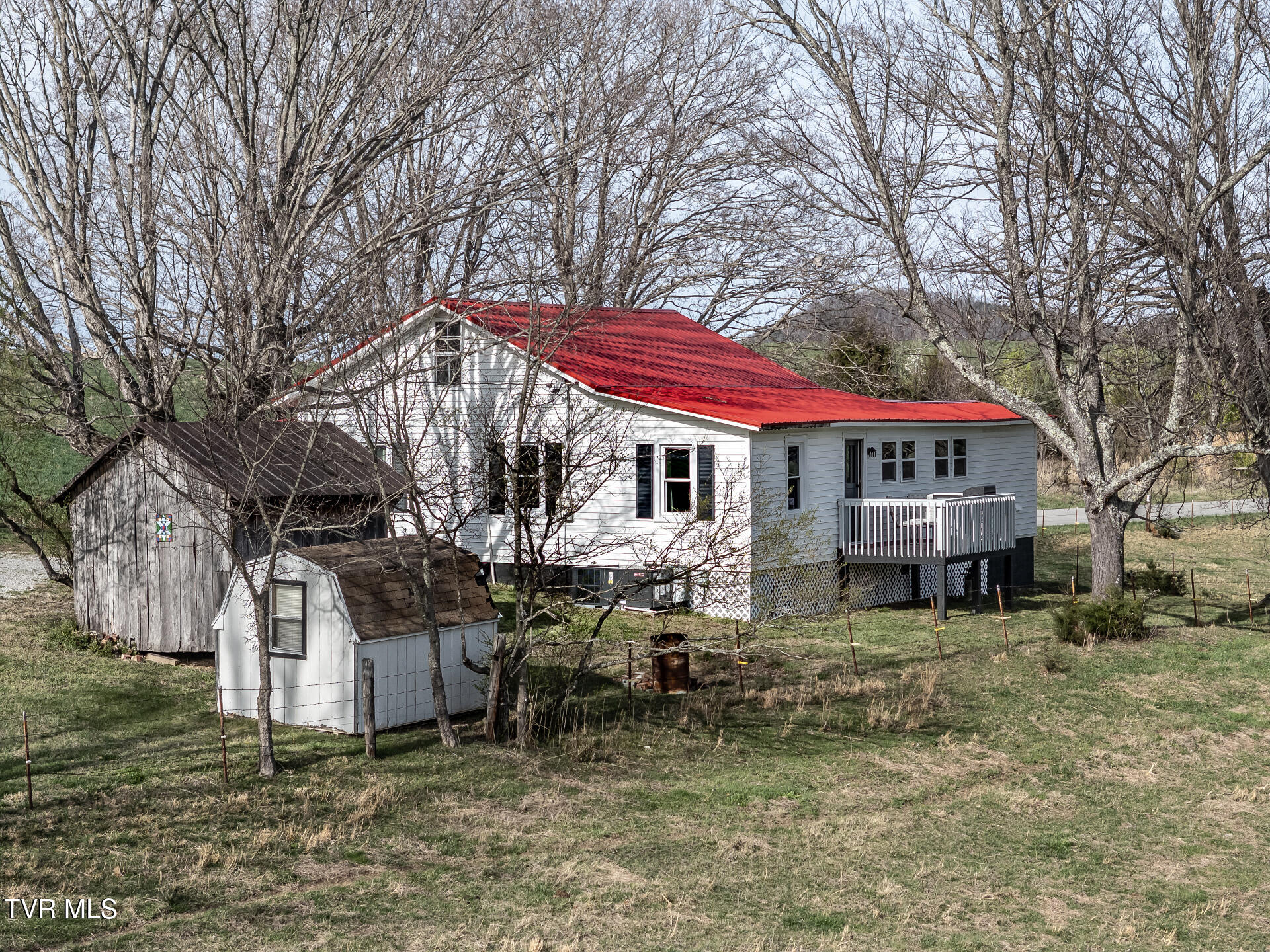 645 Garrett Hill Road Greeneville, TN 37743 - Photo 67 of 78 645GarrettHillG_126