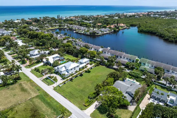 $2,500,000 | 21 Hudson Avenue, Ocean Ridge, FL 33435