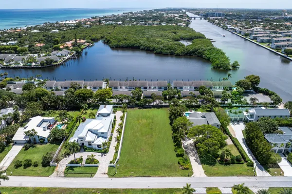 $2,500,000 | 21 Hudson Avenue, Ocean Ridge, FL 33435