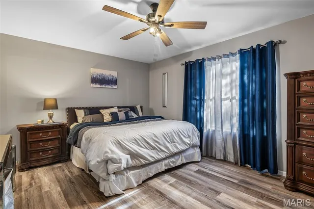 $262,500 | 4329 Northwest Point Drive, House Springs, MO 63051