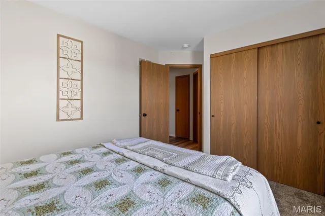 $262,500 | 4329 Northwest Point Drive, House Springs, MO 63051