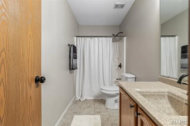 $262,500 | 4329 Northwest Point Drive, House Springs, MO 63051