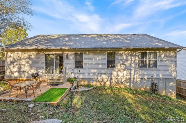 $262,500 | 4329 Northwest Point Drive, House Springs, MO 63051