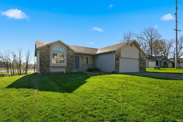 $249,900 | 242 River Run Court, Columbia City, IN 46725