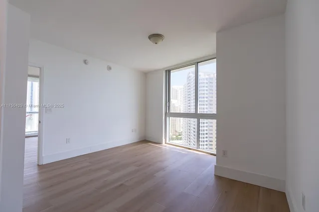 $1,188,000 | 495 Brickell Avenue, Unit 2102, Miami, FL 33131