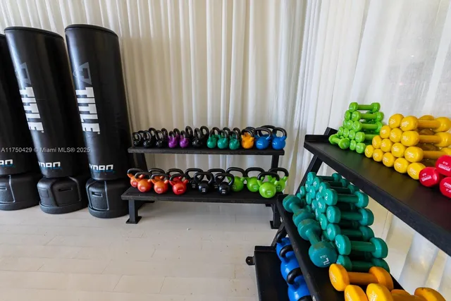 $1,188,000 | 495 Brickell Avenue, Unit 2102, Miami, FL 33131