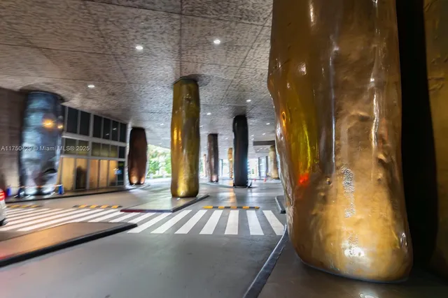 $1,188,000 | 495 Brickell Avenue, Unit 2102, Miami, FL 33131