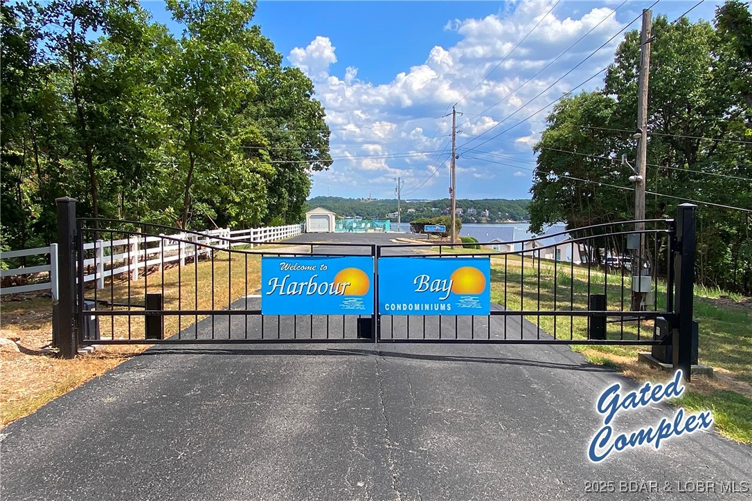 182 Sac Road, Unit C401 Sunrise Beach, MO 65079 - Photo 19 of 30