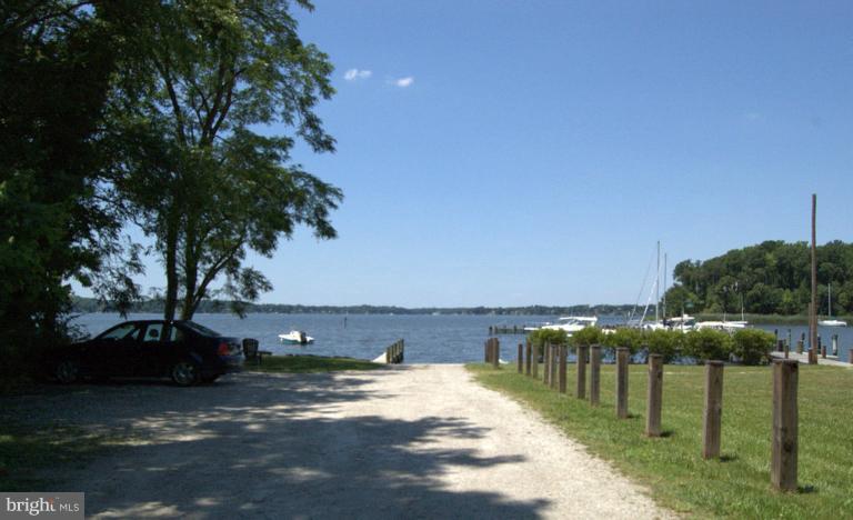 230 Wroxeter Drive Arnold, MD 21012 - Photo 26 of 29 Community