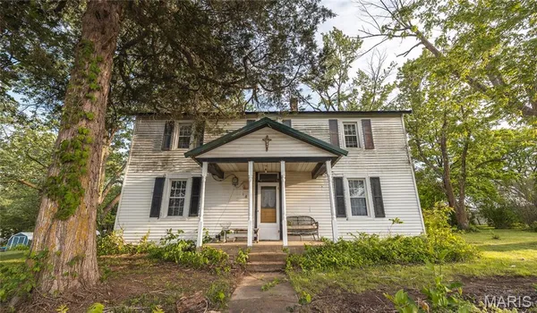 $165,000 | 185 State Highway 42, Vienna, MO 65582