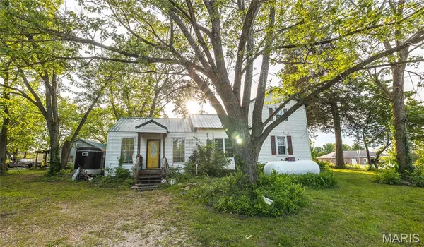 $165,000 | 185 State Highway 42, Vienna, MO 65582