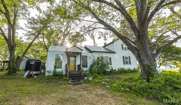 $165,000 | 185 State Highway 42, Vienna, MO 65582