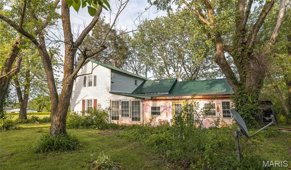 $165,000 | 185 State Highway 42, Vienna, MO 65582