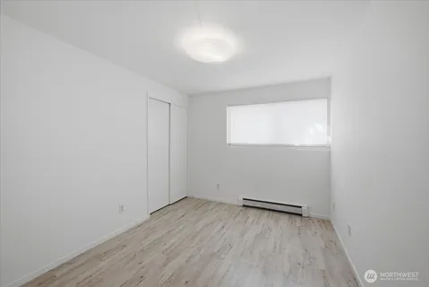$495,000 | 914 6th Avenue North, Unit 201, Seattle, WA 98109