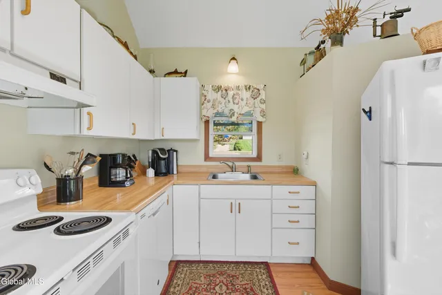 $1,200,000 | 27 Water Street, Ticonderoga, NY 12883