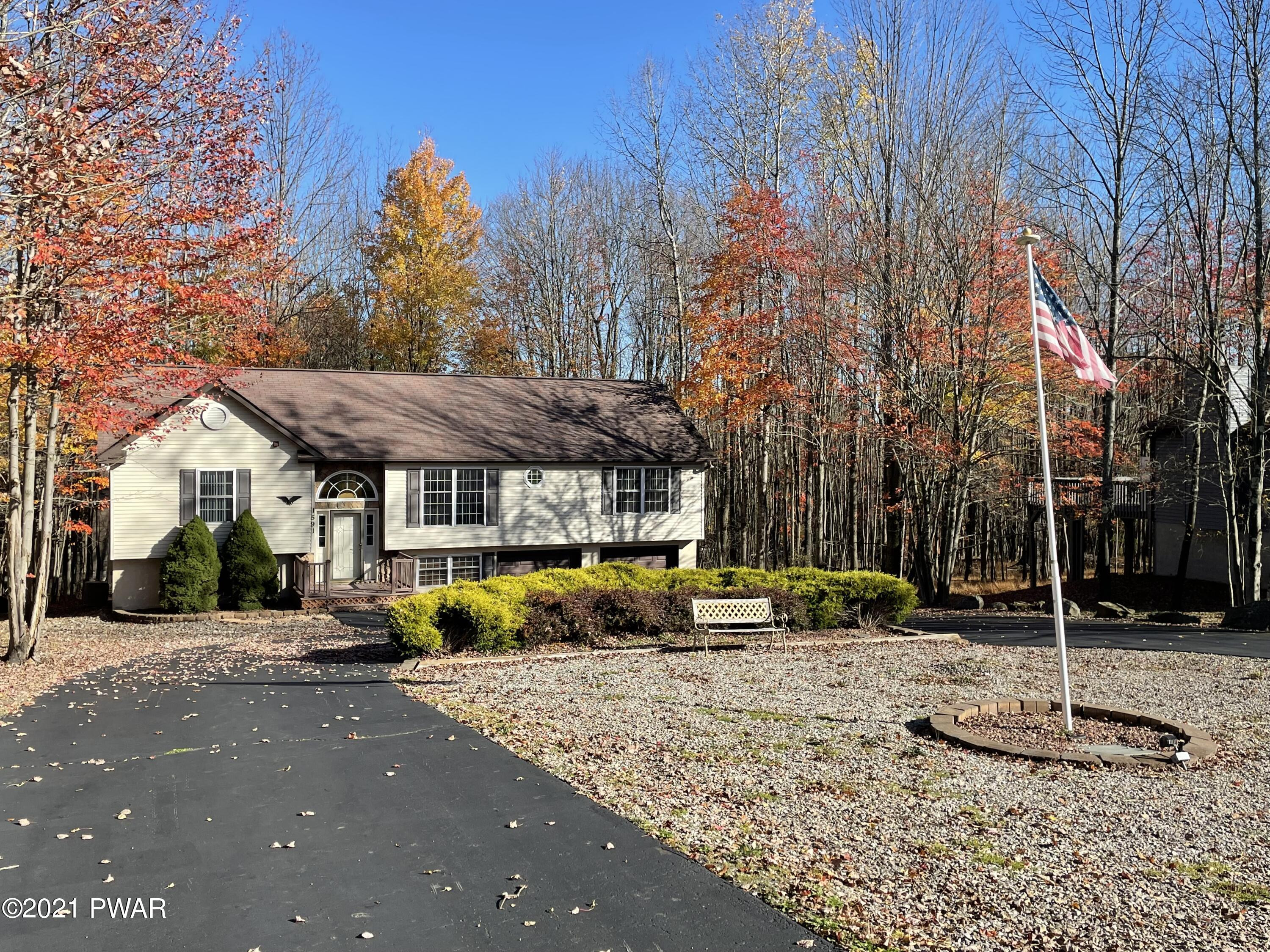 111 Ridgeview Drive Lake Ariel, PA 18436 - Photo 3 of 49