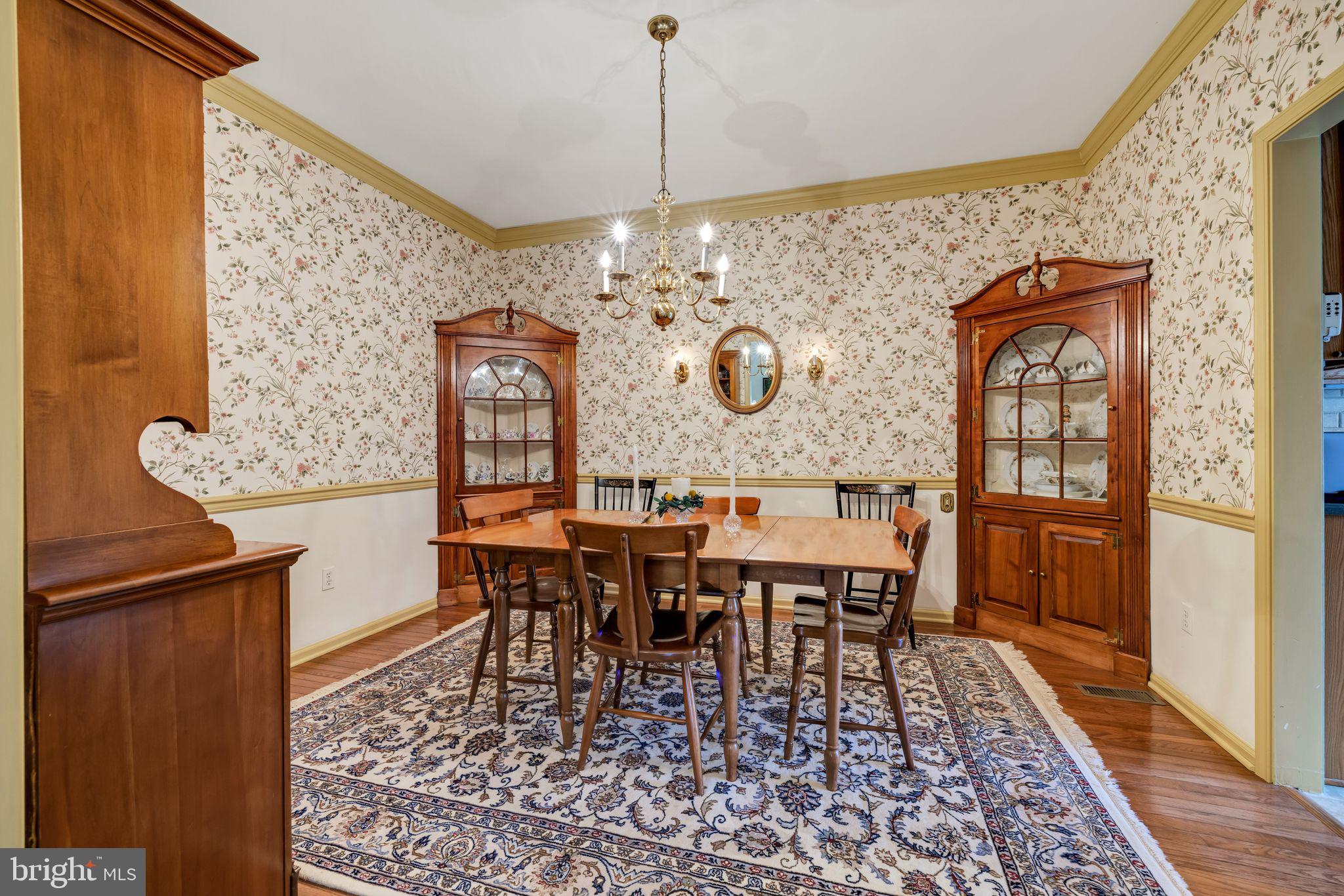 22 Dresner Circle Upper Chichester, PA 19061 - Photo 11 of 31 Dining room with built-ins
