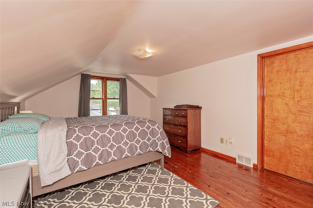 1652 Brainard Road Lyndhurst, OH 44124 - Photo 23 of 35