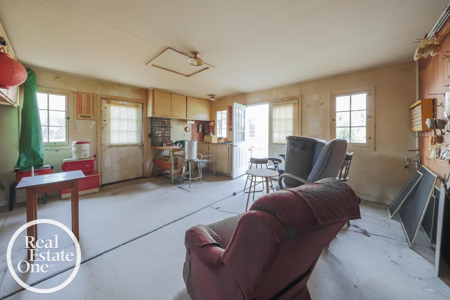 784 Canterbury Road Grosse Pointe, MI 48236 - Photo 25 of 40 50136744-1e97685a-e306-4f73-b289-30aff6594a98.JPG