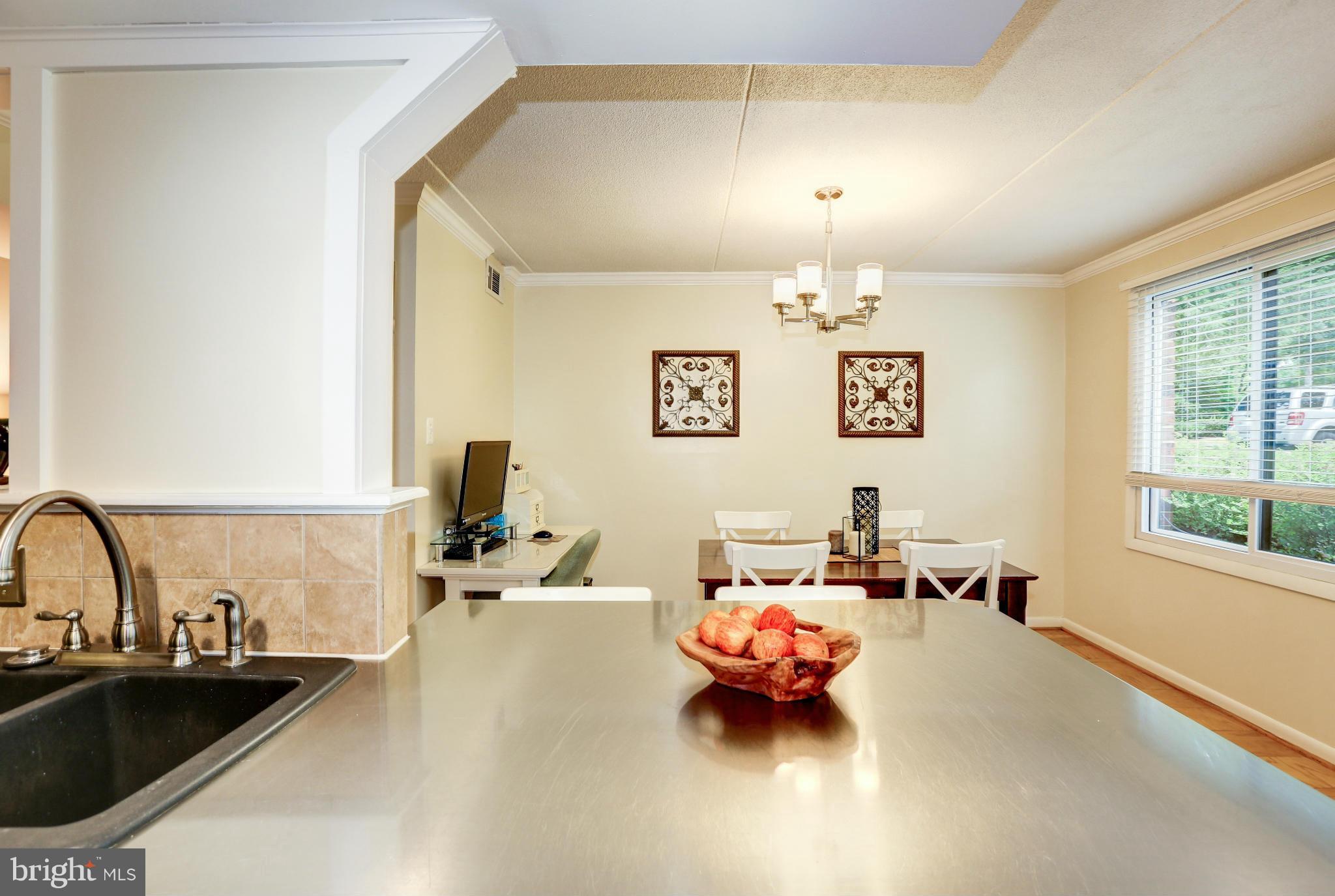 5236 West Running Brook Road, Unit 102 Columbia, MD 21044 - Photo 11 of 29 Kitchen