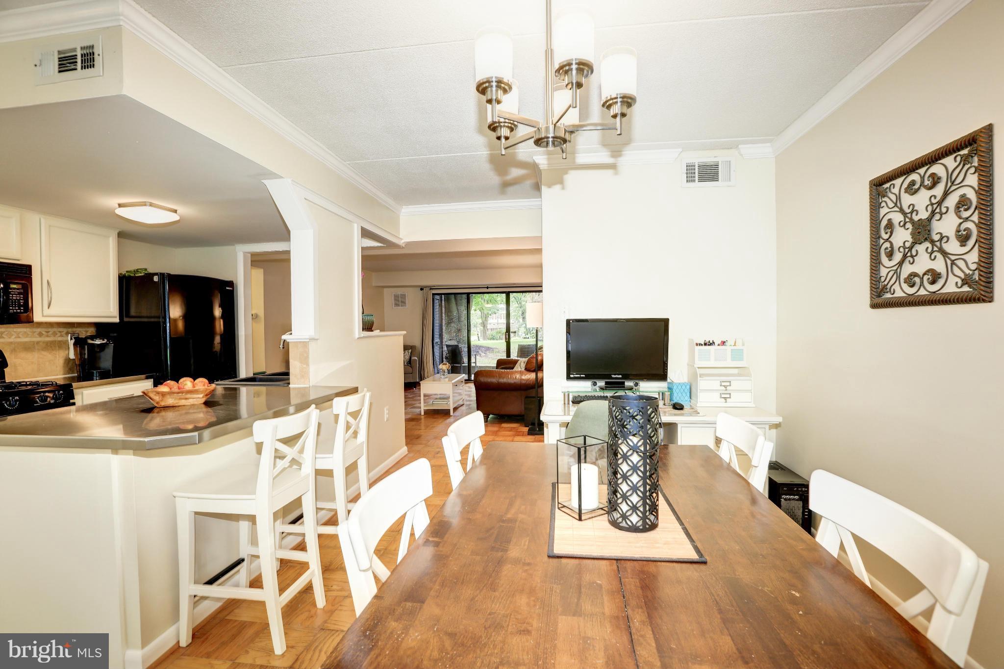 5236 West Running Brook Road, Unit 102 Columbia, MD 21044 - Photo 12 of 29 Dining Room