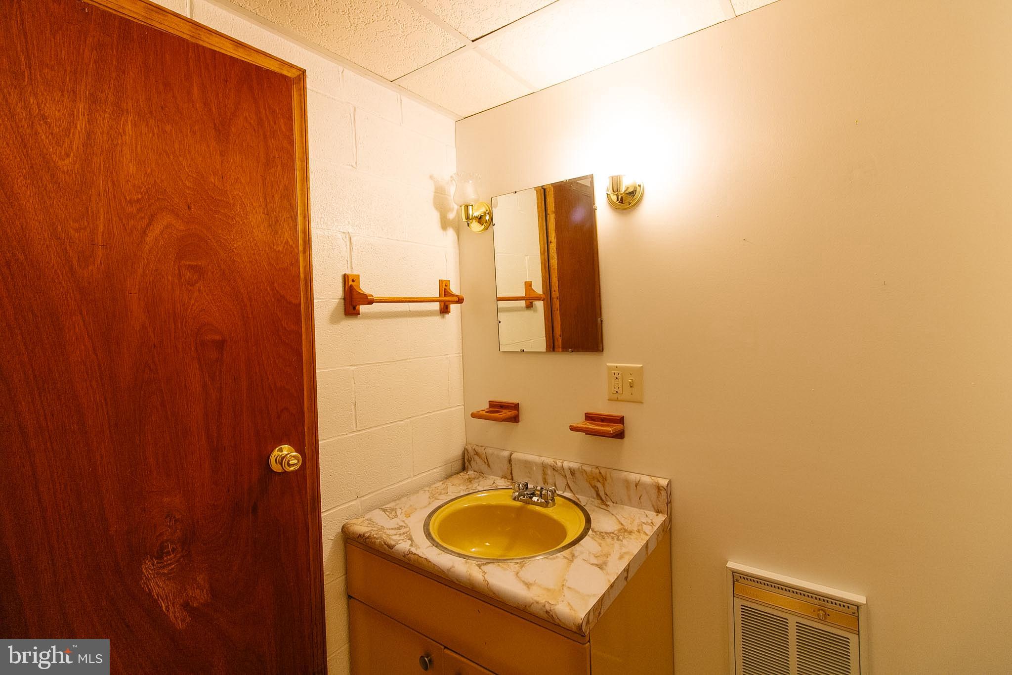 433 Mill Road Woodstock, VA 22664 - Photo 35 of 36