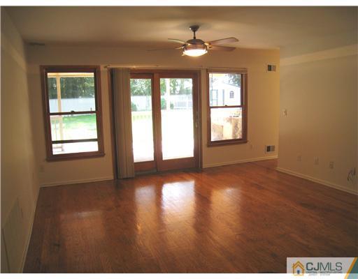 12 Sunrise Road Old Bridge, NJ 08857 - Photo 5 of 10 Gallery Image 5