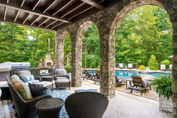 $2,625,000 | 413 Barrington Drive, Asheville, NC 28803