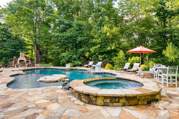 $2,625,000 | 413 Barrington Drive, Asheville, NC 28803