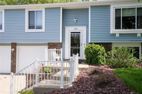 $364,900 | 166 Walden Way, Imperial, PA 15126