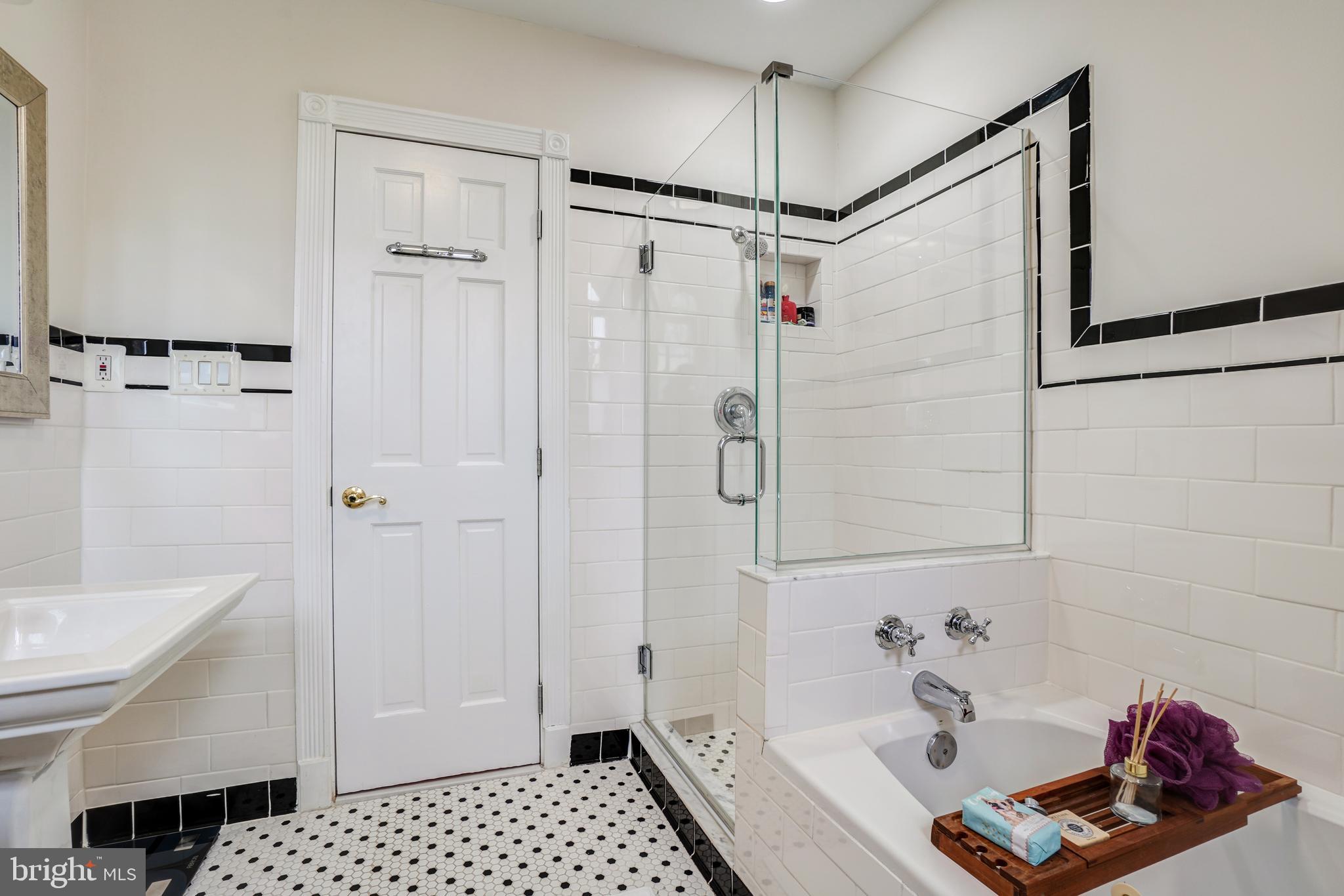 1301 T Street Northwest, Unit 2 Washington, DC 20009 - Photo 26 of 34