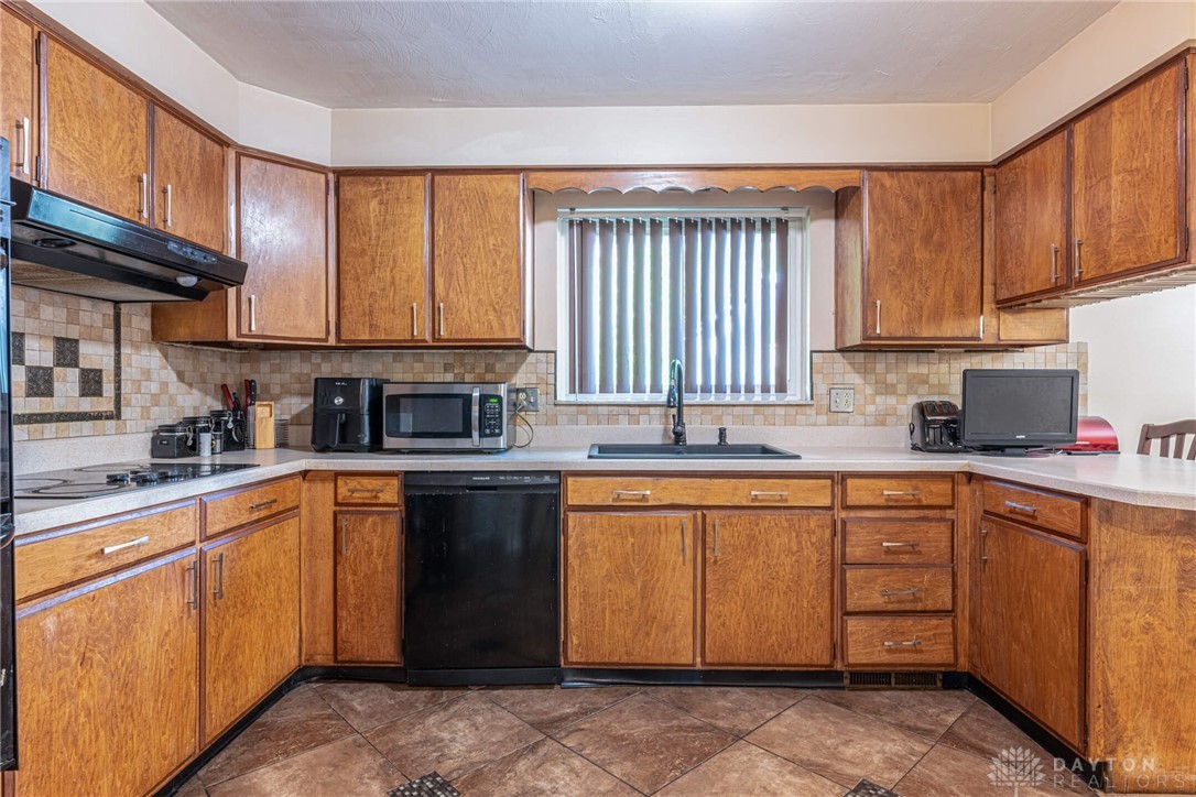 3013 Haney Road Dayton, OH 45405 - Photo 10 of 37 Gallery Image 10