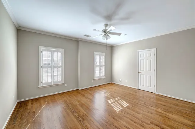 $899,500 | 1226 Ripple Creek Drive, Houston, TX 77057