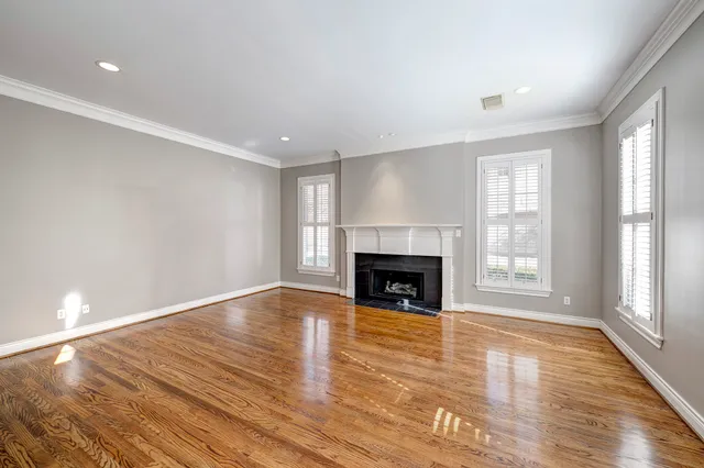 $899,500 | 1226 Ripple Creek Drive, Houston, TX 77057