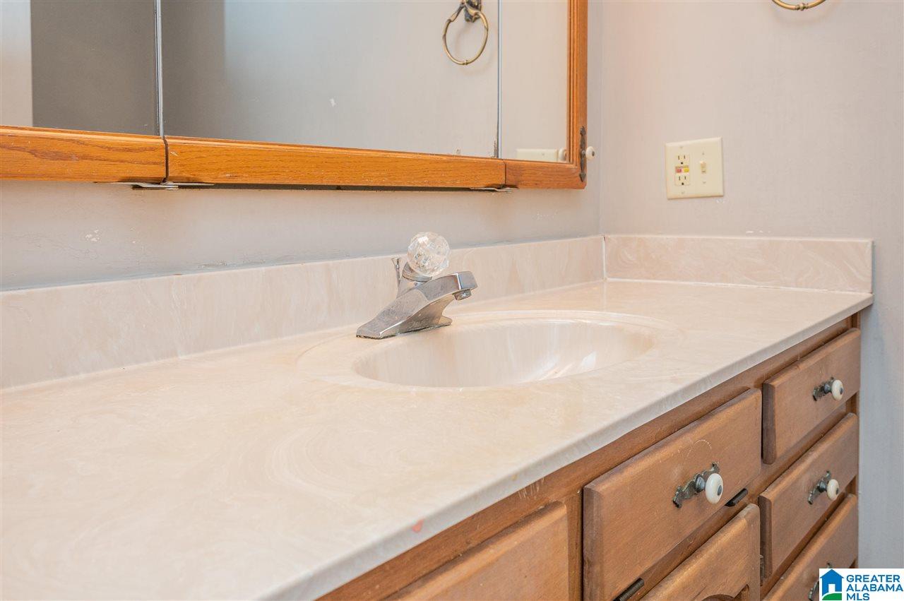 906 6th Avenue Northwest Alabaster, AL 35007 - Photo 33 of 50