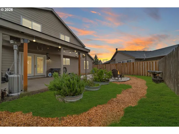 $484,900 | 21455 Southwest Lois Street, Beaverton, OR 97003