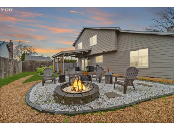 $484,900 | 21455 Southwest Lois Street, Beaverton, OR 97003