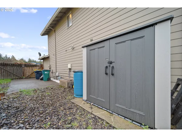 $484,900 | 21455 Southwest Lois Street, Beaverton, OR 97003