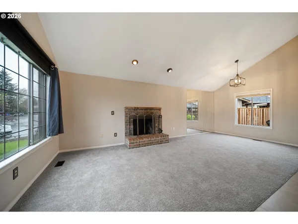 $484,900 | 21455 Southwest Lois Street, Beaverton, OR 97003