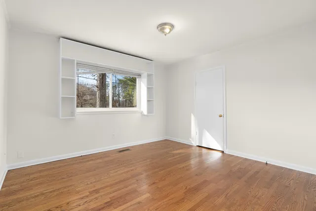 $2,400 | 2531 Avalon Circle, Chattanooga, TN 37415