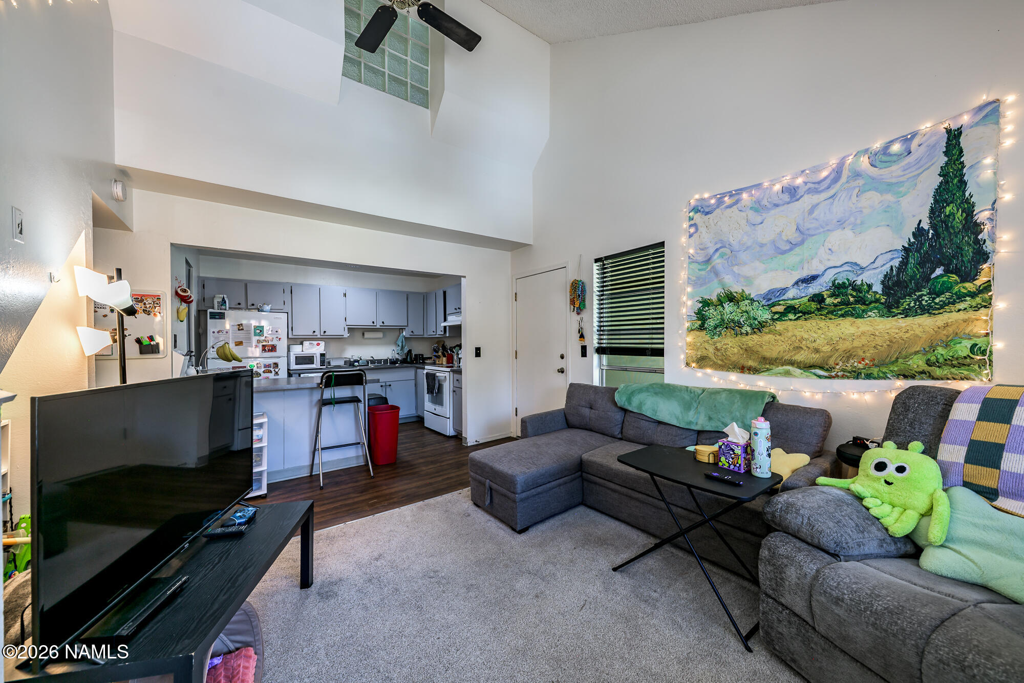1200 South Riordan Ranch Street, Unit 126 Flagstaff, AZ 86001 - Photo 9 of 34 Living Room