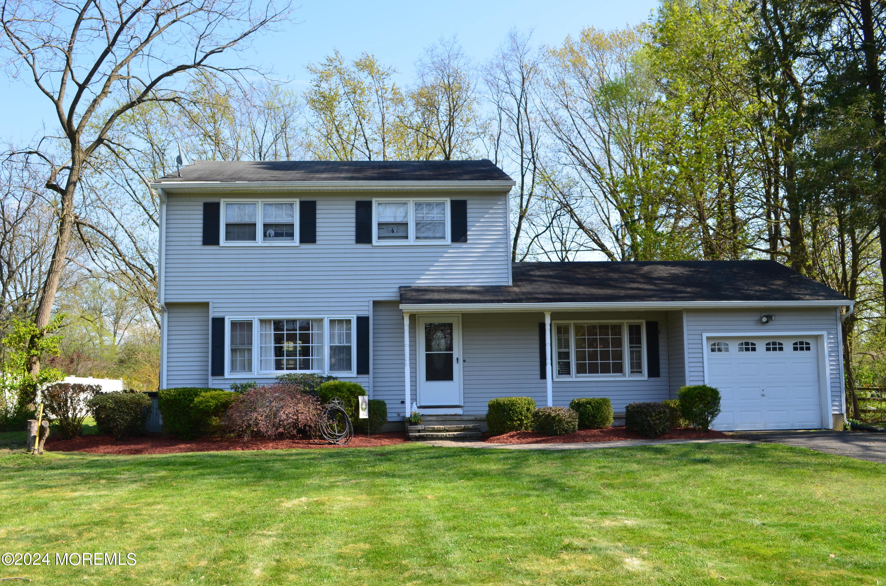 465 Dutch Neck Road East Windsor, NJ 08520 - Photo 1 of 40 DSC_0221