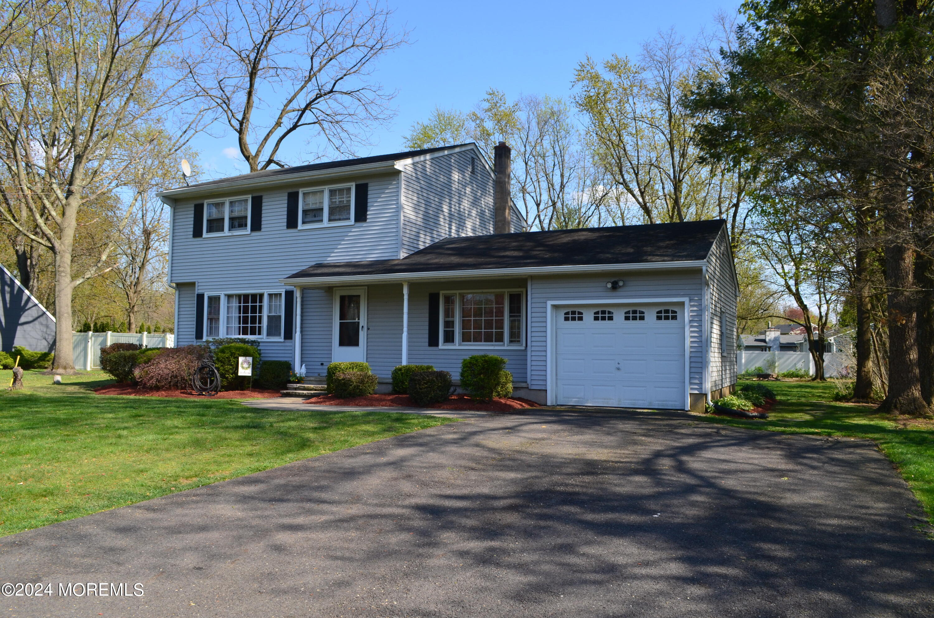465 Dutch Neck Road East Windsor, NJ 08520 - Photo 4 of 40 DSC_0225