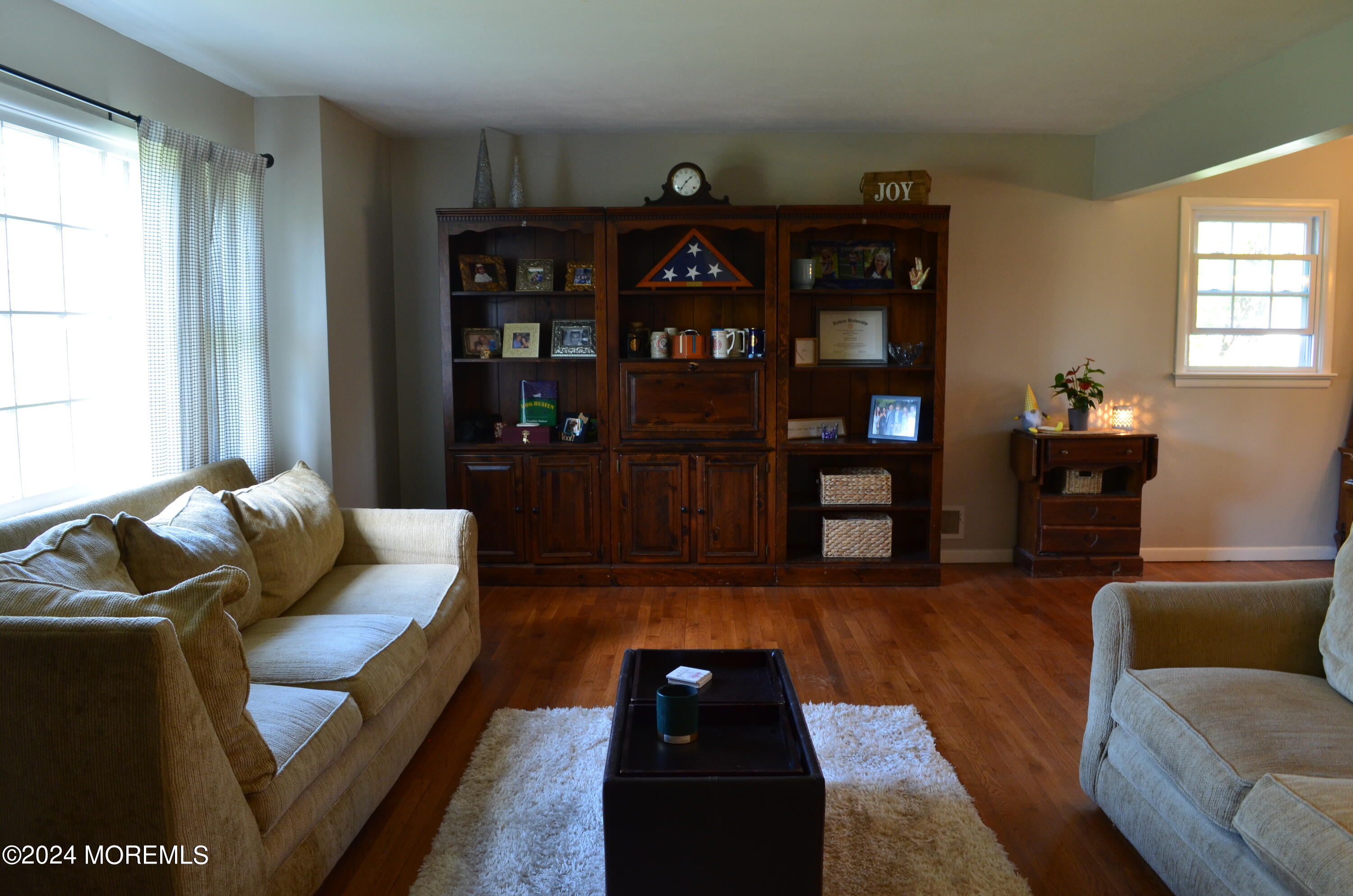 465 Dutch Neck Road East Windsor, NJ 08520 - Photo 9 of 40 DSC_0063
